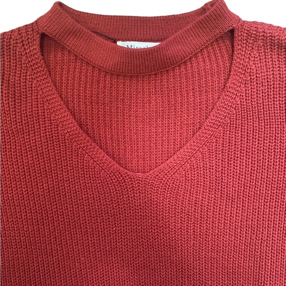 Size S/M Miracle Womens Burgundy Cropped Sweater - Picture 3 of 4